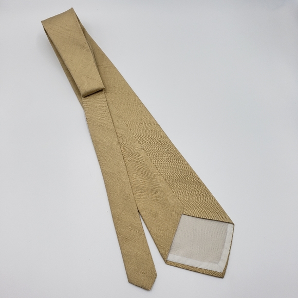 2/$15 Vintage Men's Tan Silk Necktie Tie - Picture 3 of 5